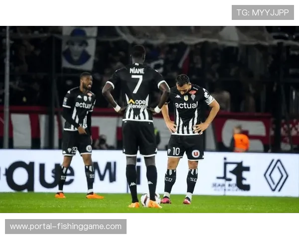 昂热vs图卢兹半场数据，防守大战节奏缓慢